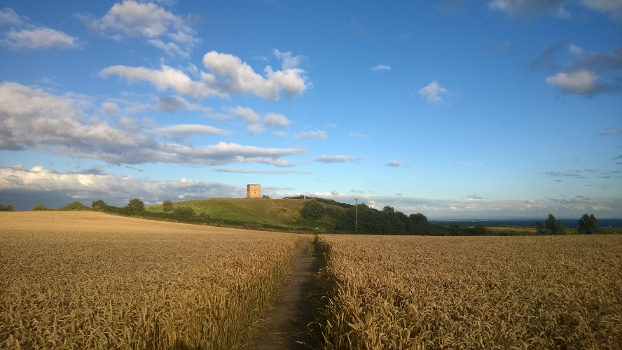 View Approach to Billinge Hill Beacon